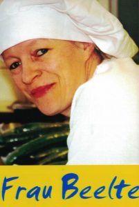 Frau Beelte (Hauswirtschaftsleitung Küche)